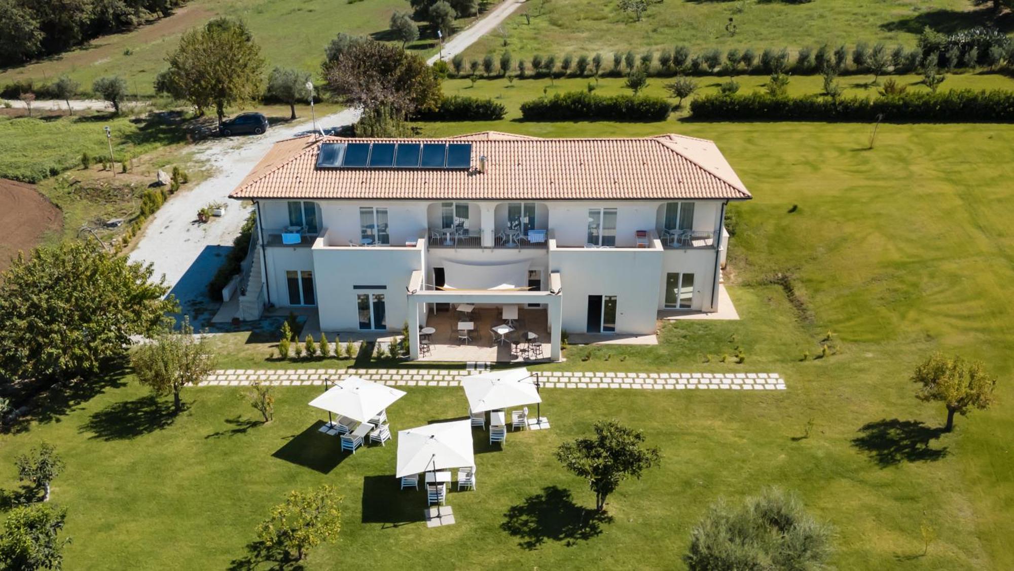 Villa Eirene Ricadi Exteriör bild