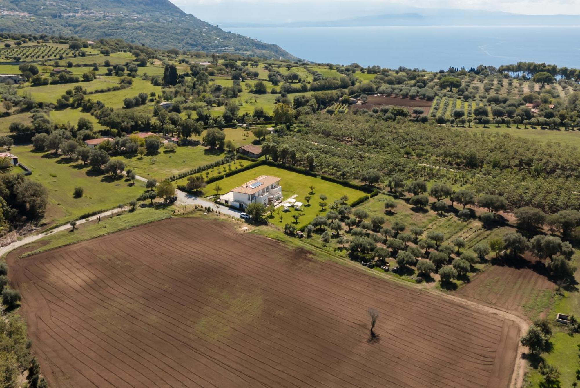Villa Eirene Ricadi Exteriör bild